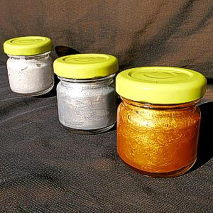 Farba do bombek choinkowych