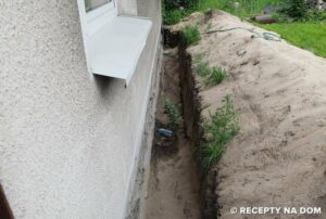 Jakie są przyczyny i koszty odkopania fundamentów w Twoim domu?