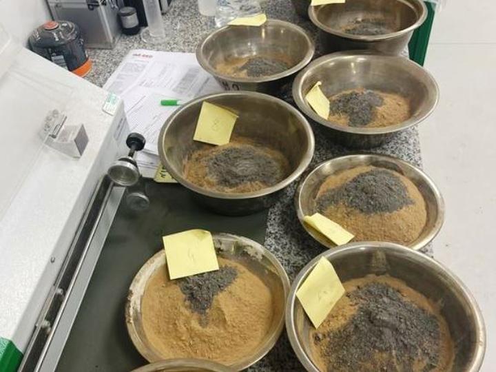 Optymalizacja wskaźnika zagęszczenia gruntu pod fundamenty – klucz do stabilnych budowli