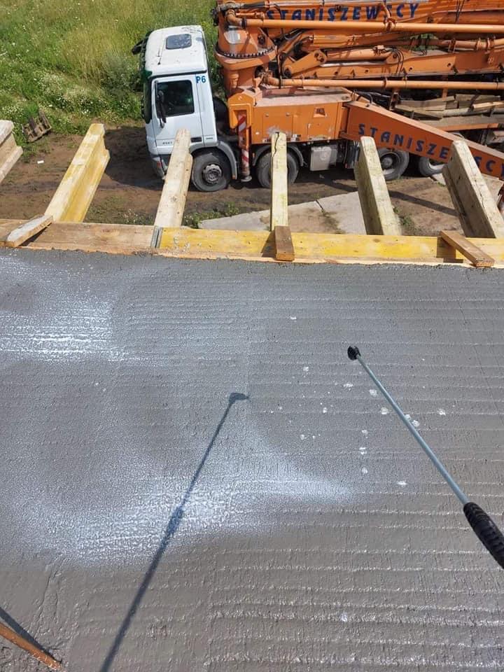 Techniki polewania betonu