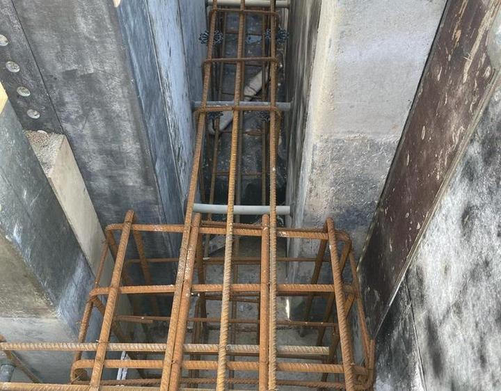 Jak wybrać stal na fundamenty w atrakcyjnej cenie?