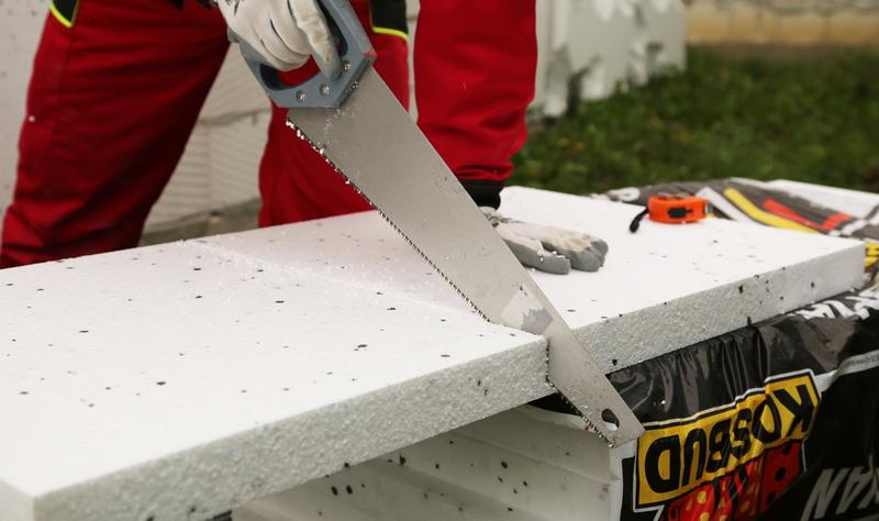 Praktyczny poradnik: Jak stworzyć własny przyrząd do cięcia styropianu?