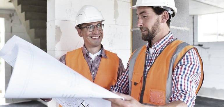 Ile naprawdę kosztuje nadzór kierownika budowy? Sprawdź, na co zwrócić uwagę