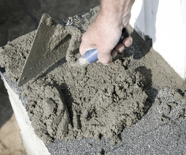 Jaką zaprawę wybrać do murowania cegły, by osiągnąć najlepsze efekty?